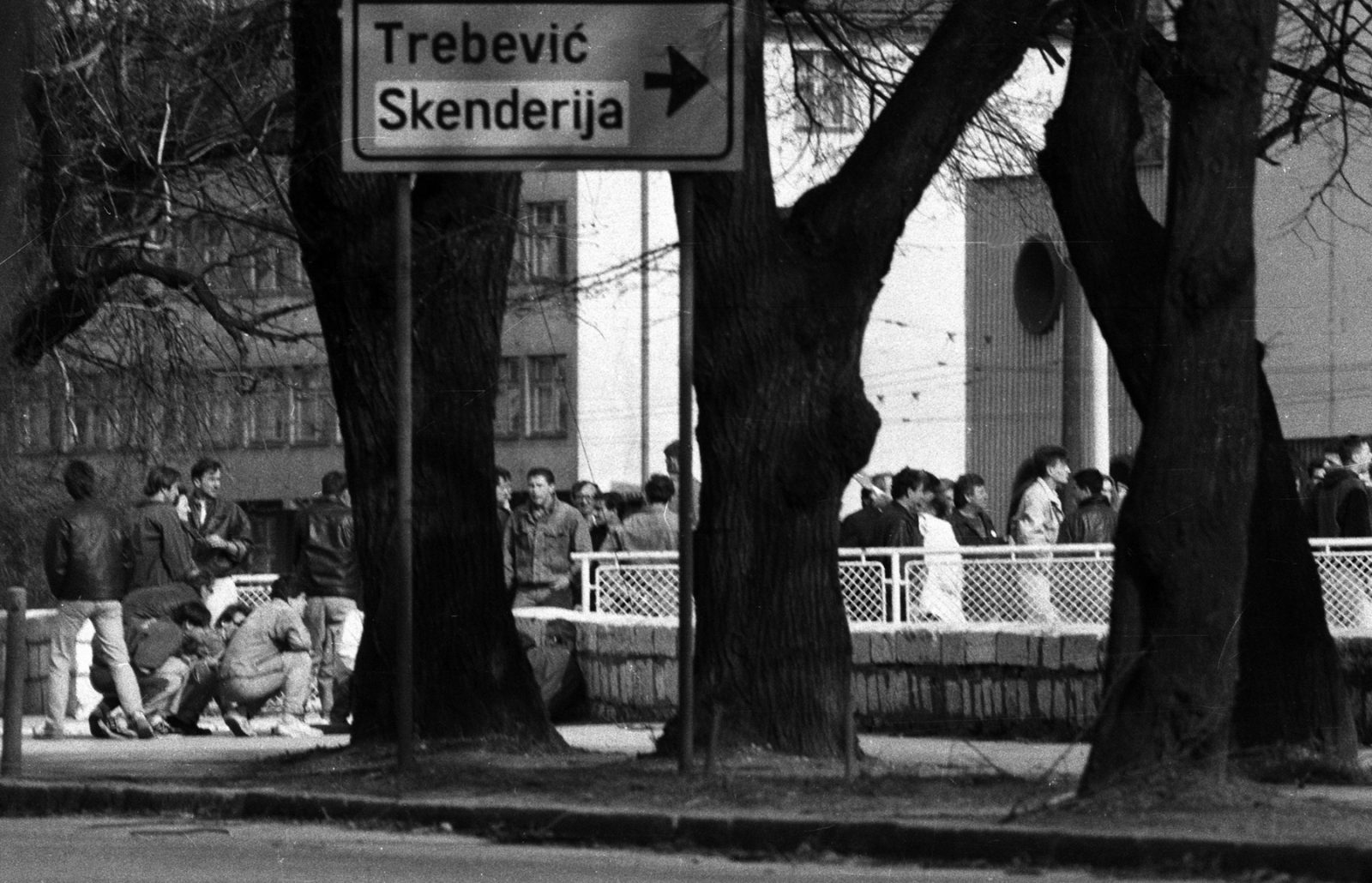 05.04.1992.