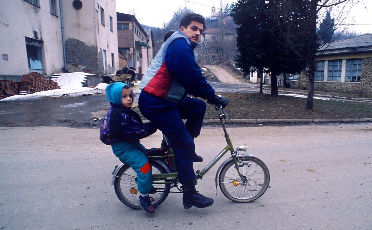Archive photos of conflict in Bosnia and Herzegovina by Greg Locke © 1995/1996