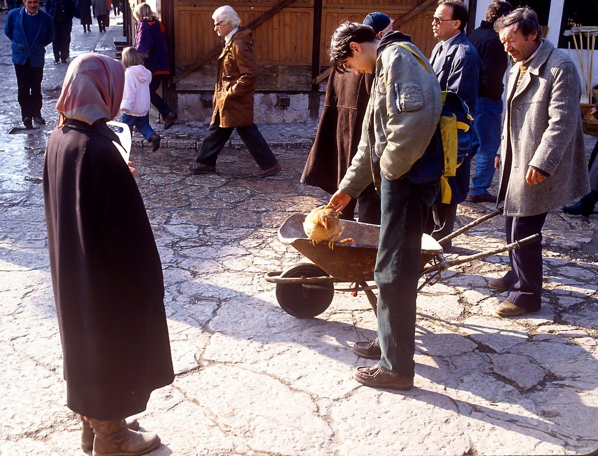 Archive photos of conflict in Bosnia and Herzegovina by Greg Locke © 1995/1996