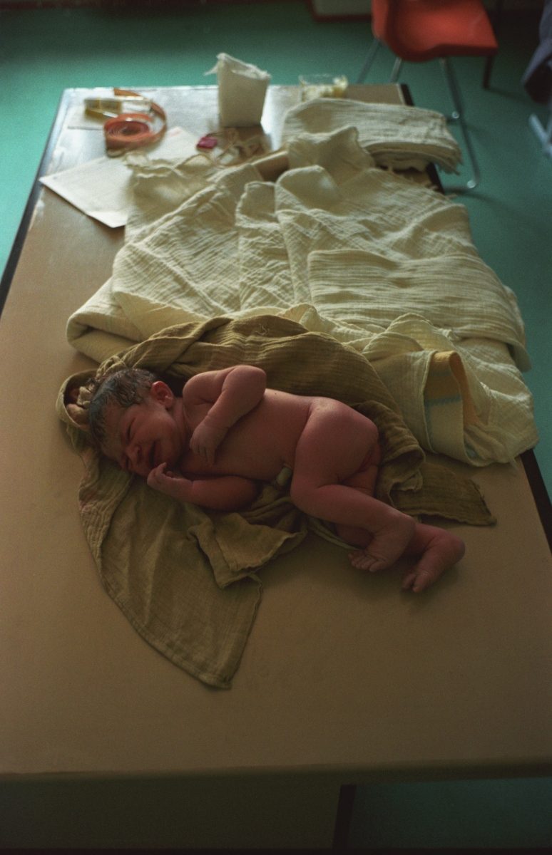 Sarajevo war thorn maternity ward, Karsten's reportage symbolically named 'Sarajevo birth'.