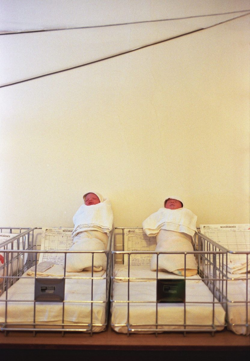 Sarajevo war thorn maternity ward, Karsten's reportage symbolically named 'Sarajevo birth'.