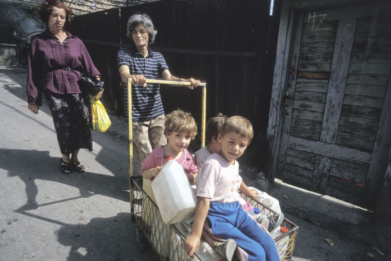 Family Kavedzic Sarajevo 1993 Marco Okhuizen