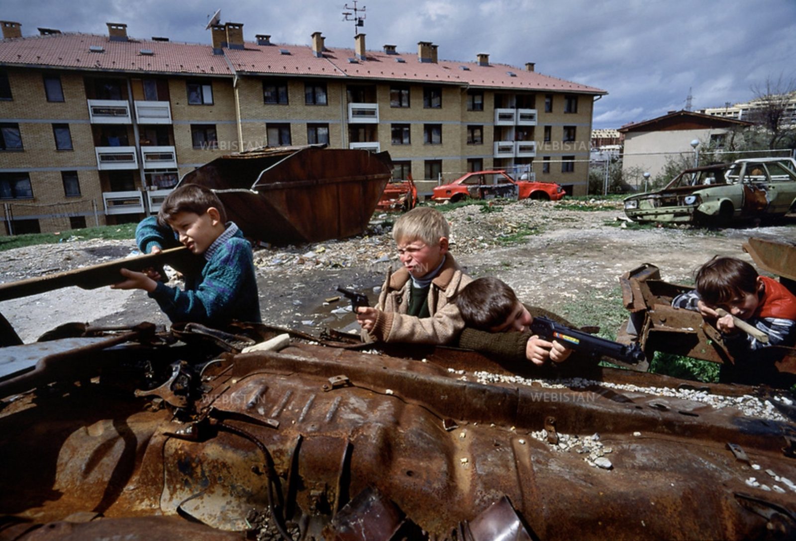 Children playing, April 1994, Sarajevo - Bosnia and Herzegovina