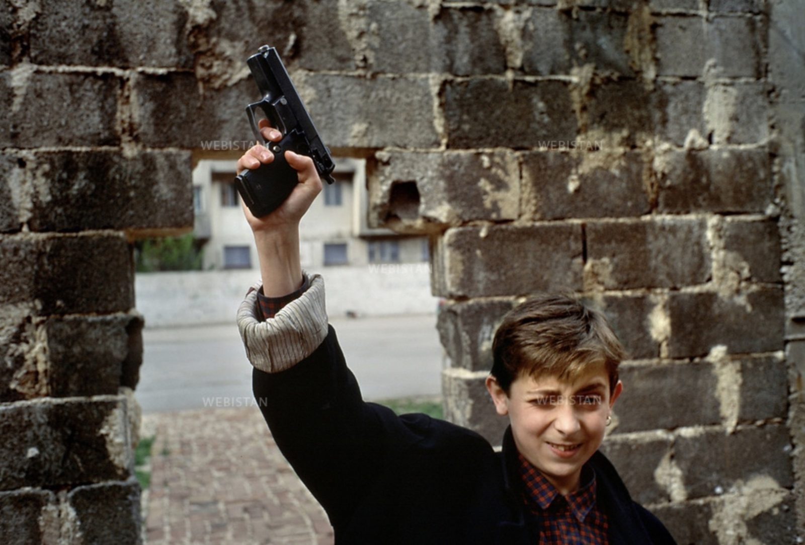 Children playing, April 1994, Sarajevo - Bosnia and Herzegovina